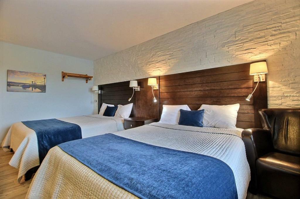 Hotel Motel Le Quiet Lac-Mégantic エクステリア 写真